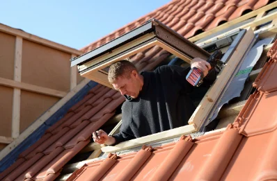 Pose de fenêtres de toit Velux à Dambron